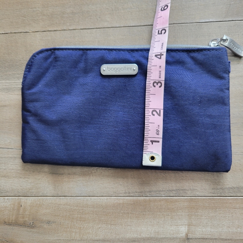 Baggallini Crossbody & Wallet RFID Medium Multi-Compartment Nylon Navy Blue - Picture 13 of 14